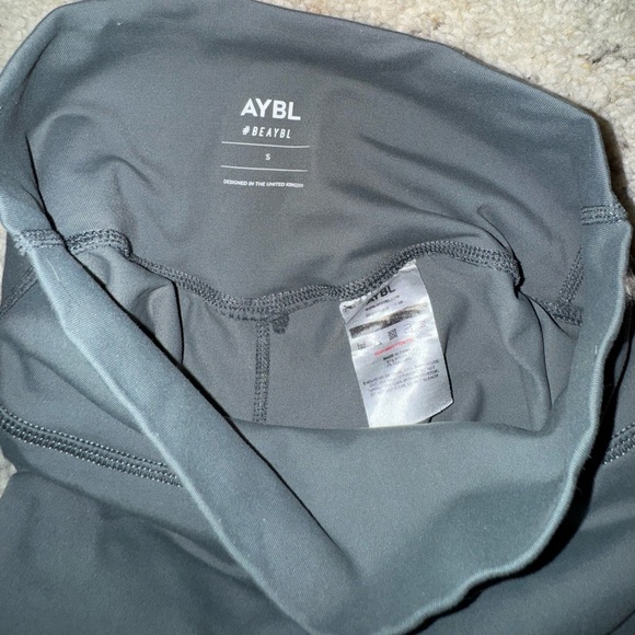 AYBL Core Short - Picture 3 of 3